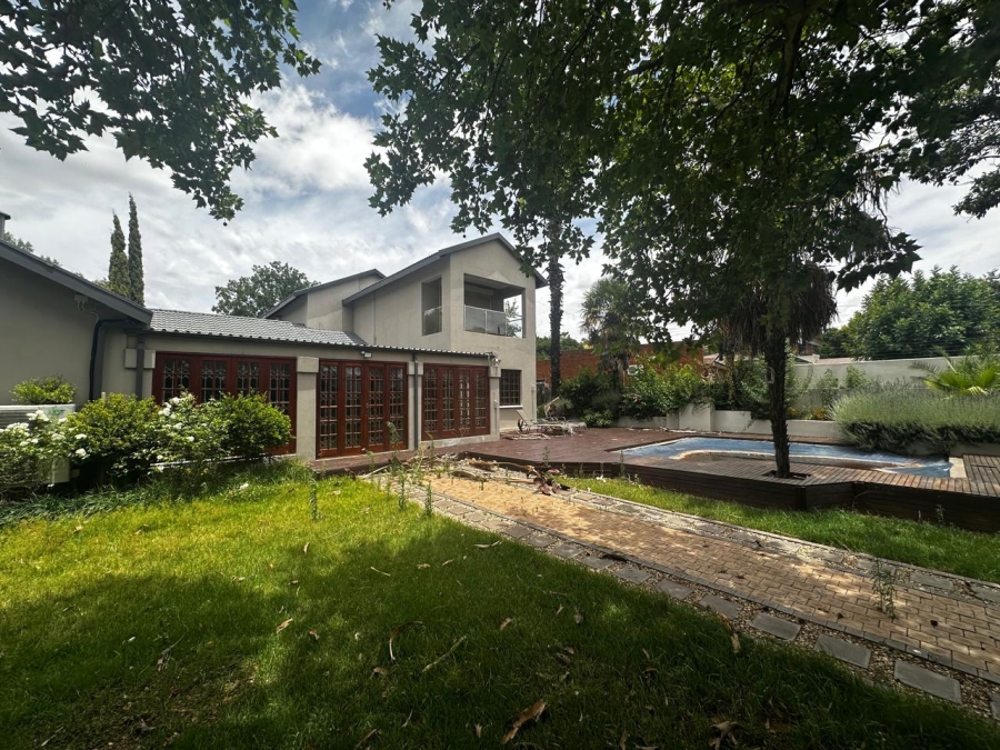 5 Bedroom Property for Sale in Heuwelsig Free State